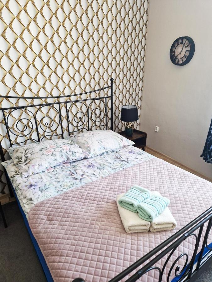 Appartement Sara -Mikolajska - Rynek - Netflix Hydromassage à Cracovie Extérieur photo