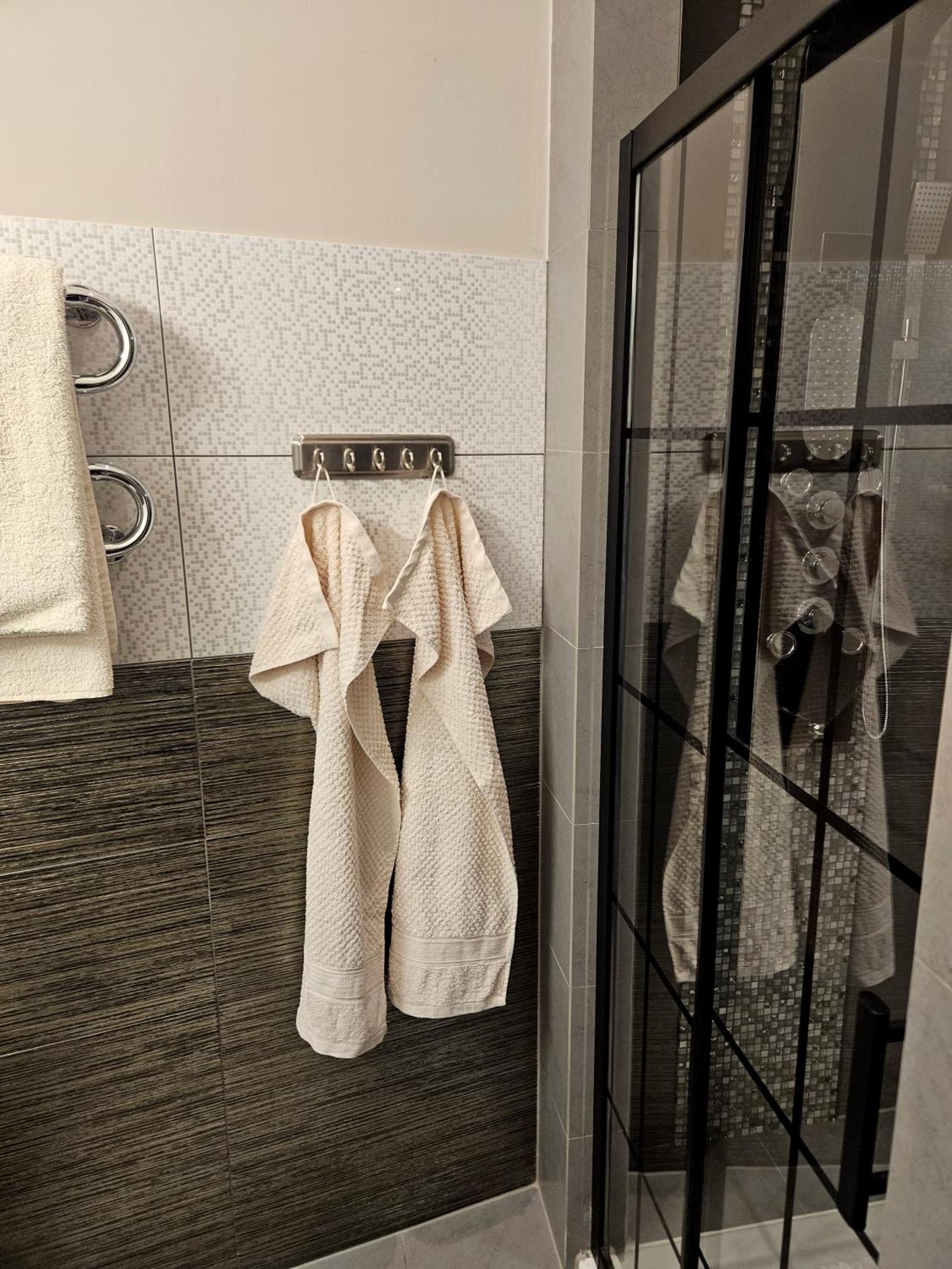 Appartement Sara -Mikolajska - Rynek - Netflix Hydromassage à Cracovie Extérieur photo