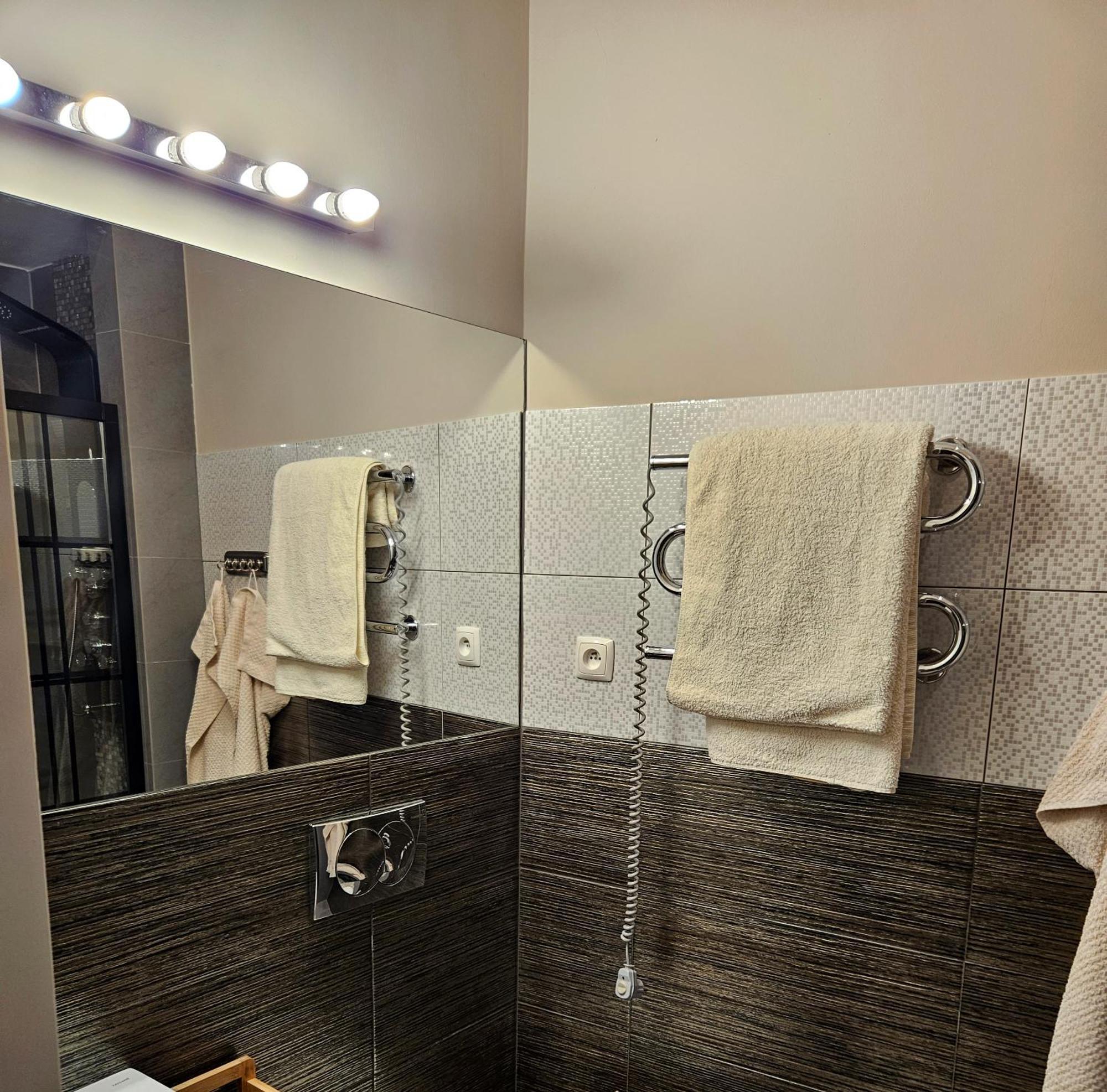 Appartement Sara -Mikolajska - Rynek - Netflix Hydromassage à Cracovie Extérieur photo